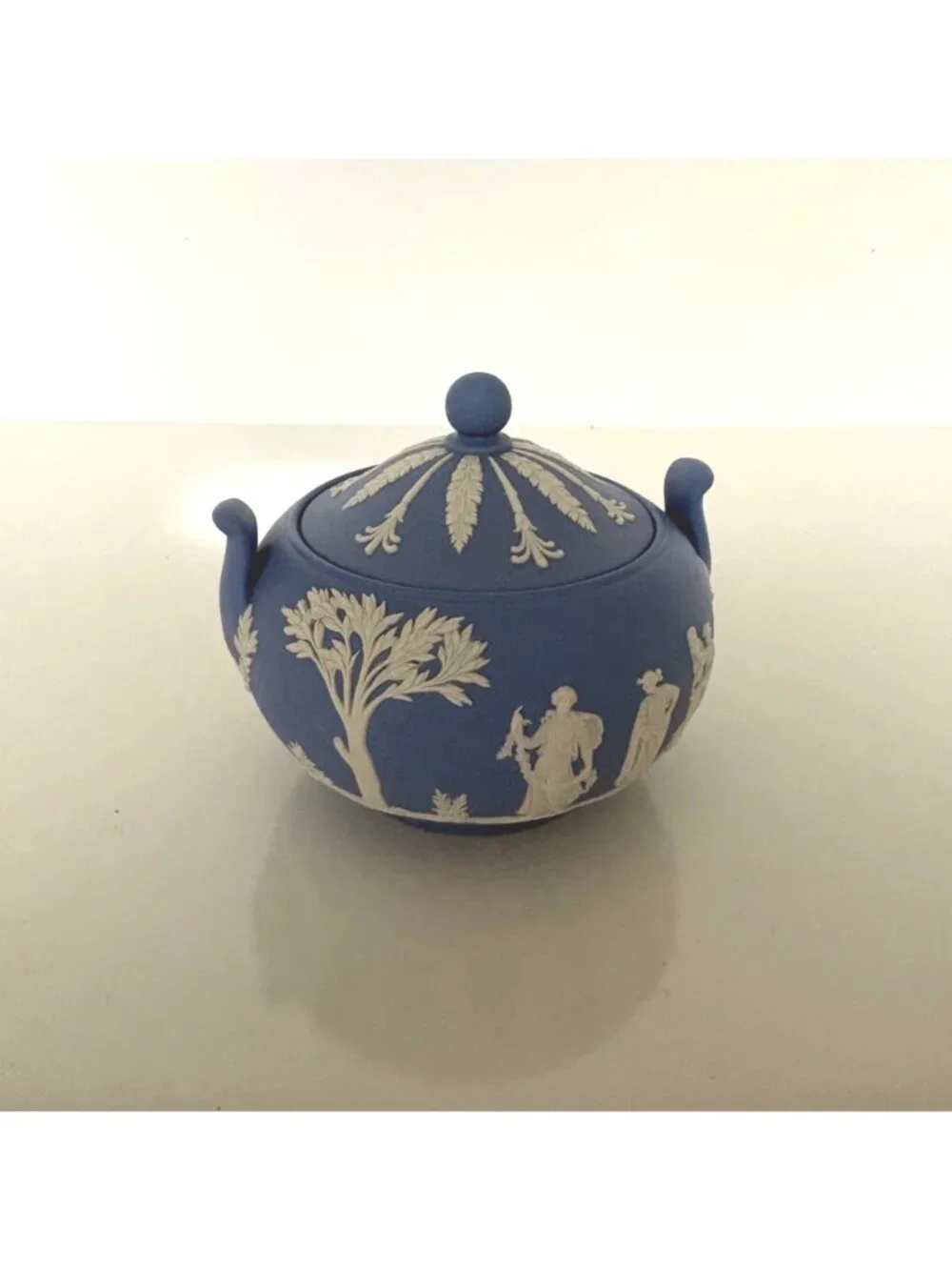 Wedgwood Blue Jasperware Covered Sugar Bowl Classic English Pottery Decor Vtg